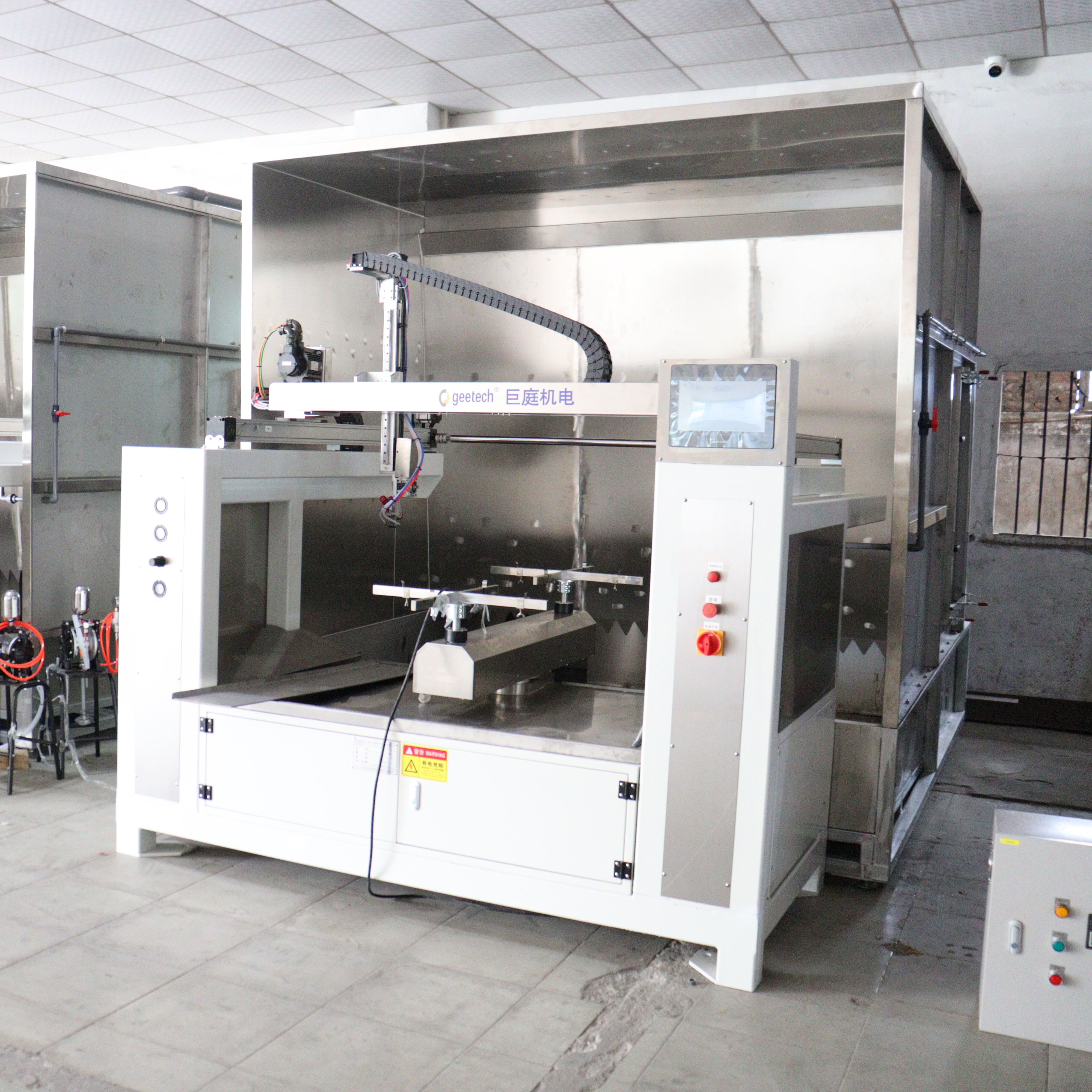 Multi-Axis Reciprocating Spraying Solution